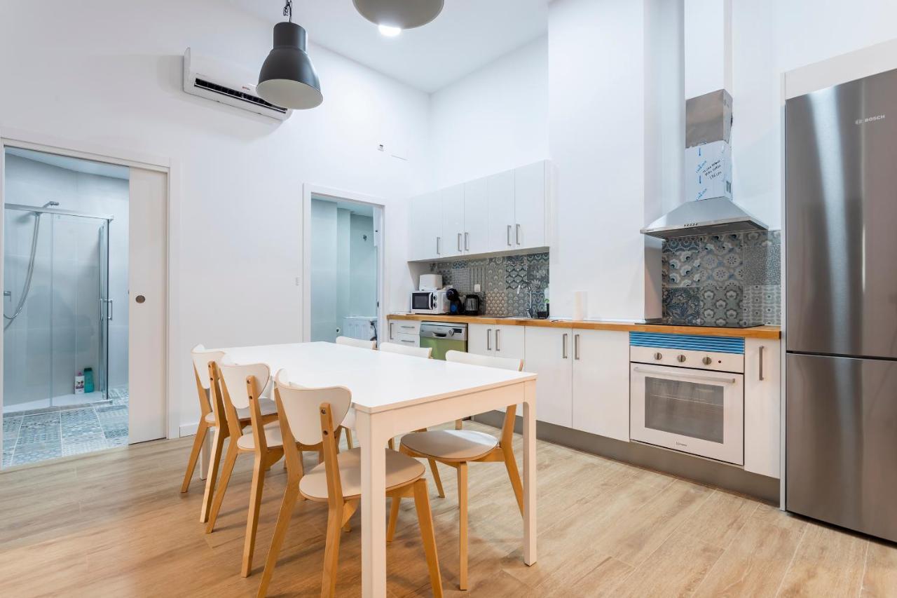 Apartamento 10 Pax, Ac, Wifi Gratis, Ciudad Artes Y Ciencias Valencia Exterior foto