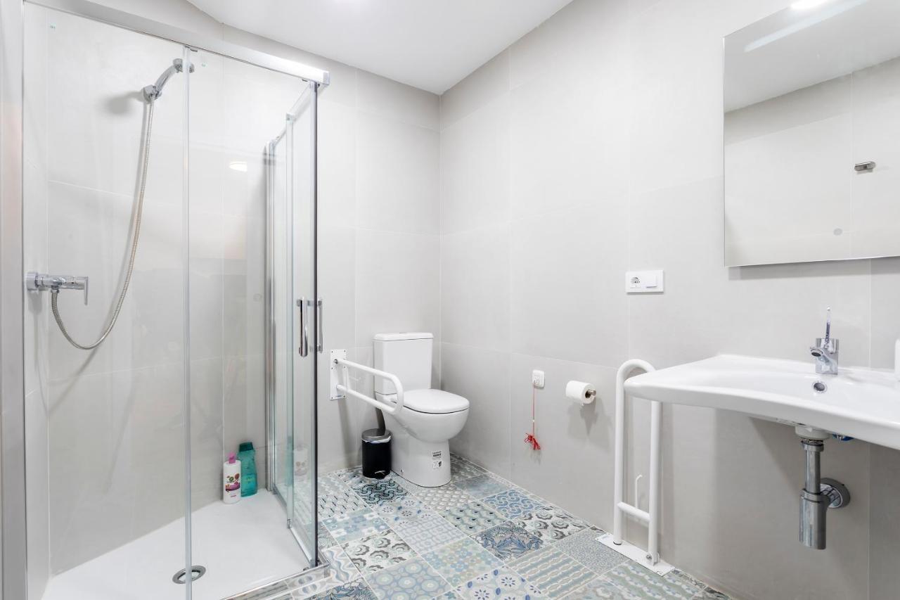 Apartamento 10 Pax, Ac, Wifi Gratis, Ciudad Artes Y Ciencias Valencia Exterior foto